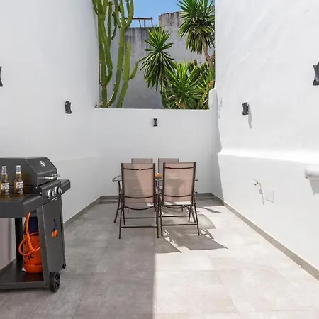 Cozy Historic Corner At Huerto 22 On Suns Paradise Estepona