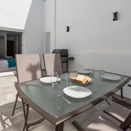 Cozy Historic Corner At Huerto 22 On Suns Paradise Apartamento
