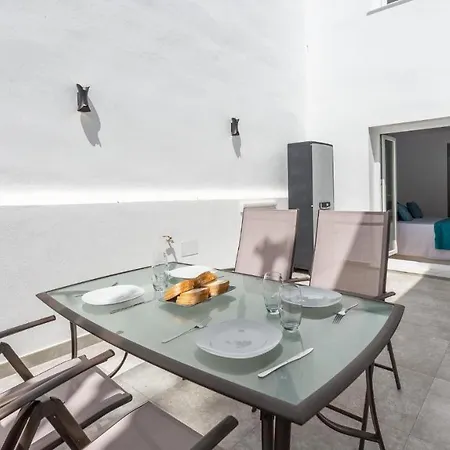 Cozy Historic Corner At Huerto 22 On Suns Paradise *